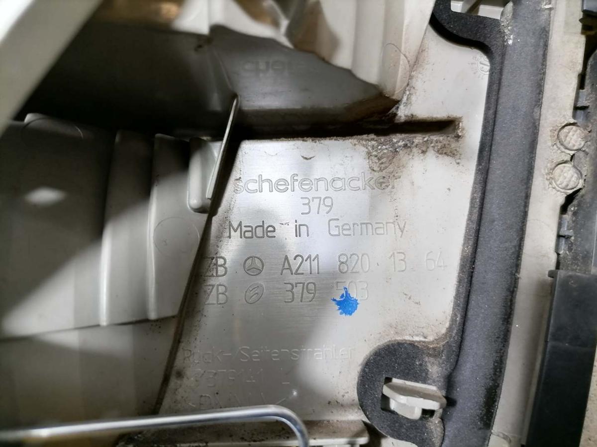 Mercedes Benz E Klasse S211 original Rücklicht Rückleuchte Schlussleuchte innen links Bj.2004 Mercedes Benz E Klasse S211 original Rücklicht Rückleuchte Schlussleuchte innen links Bj.2004